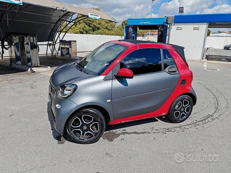 Usata Smart ForTwo Cabrio 71 CV (52 kW) 2018 Grigio Cabrio