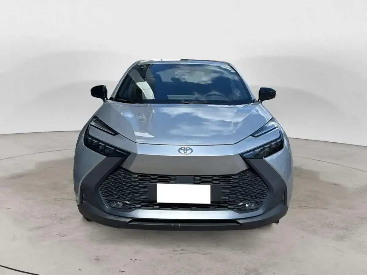 Usata Toyota C-HR Trend 140 CV (102 kW) 2025 Grigio SUV
