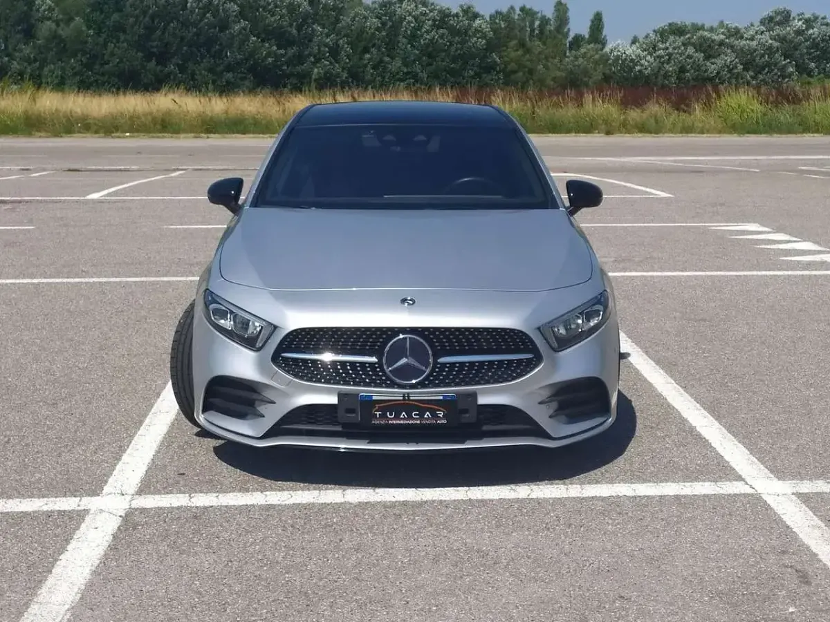 Usata Mercedes A200 Premium 150 CV (110 kW) 2019 Argento Berlina