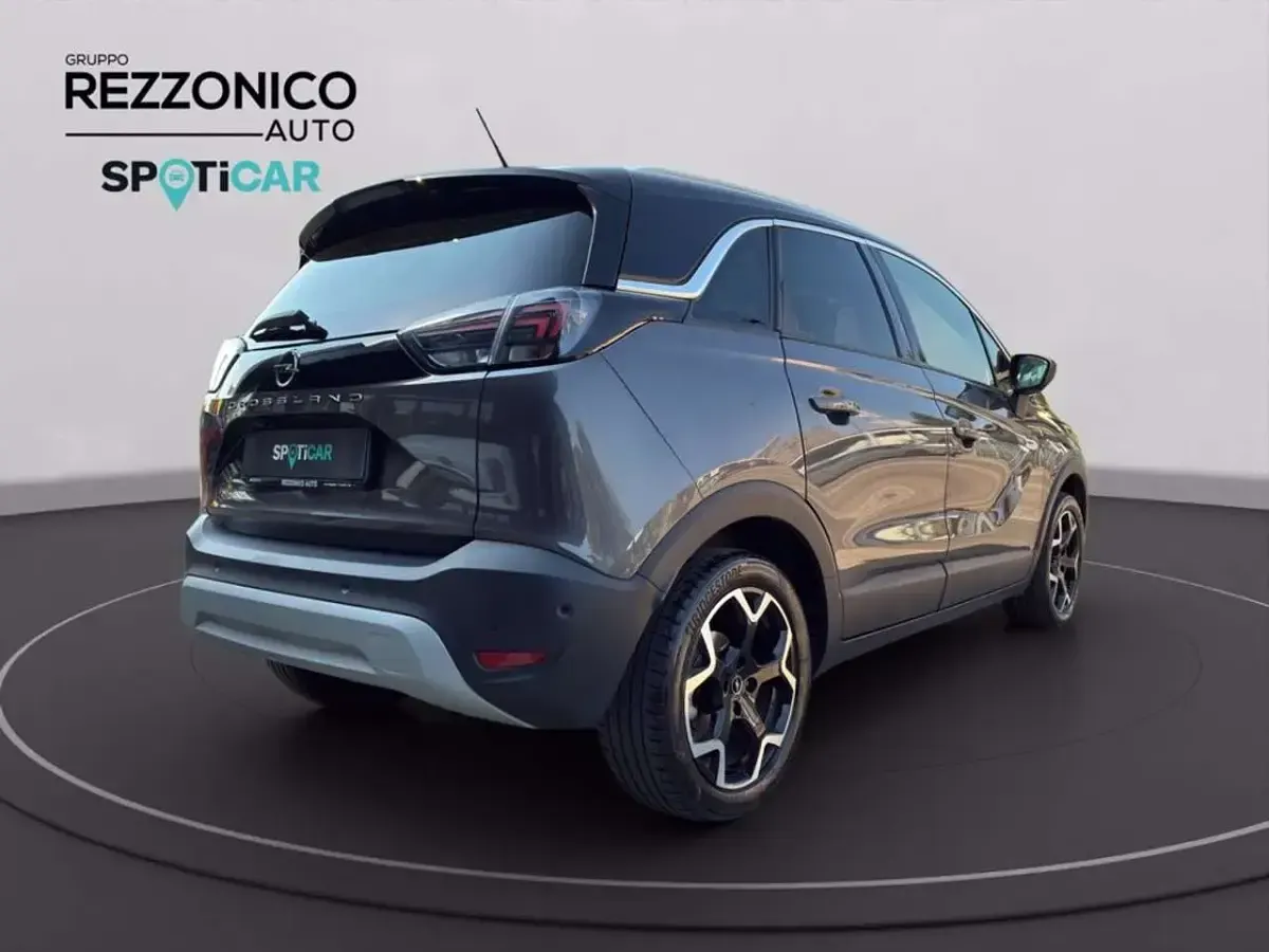 Usata Opel Crossland Ultimate 110 CV (80 kW) 2024 Grigio metallizzato SUV