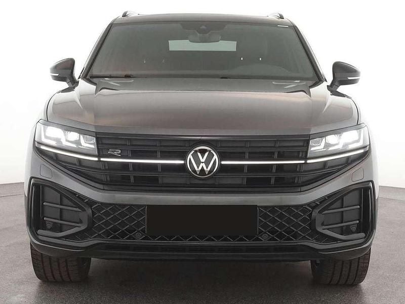 Usata VW Touareg R-line 286 CV (210 kW) 2024 Grigio SUV