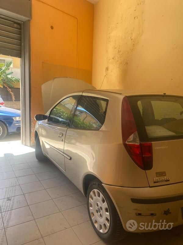Usata Fiat Punto 69 CV (50 kW) 2008 Bianco Utilitaria