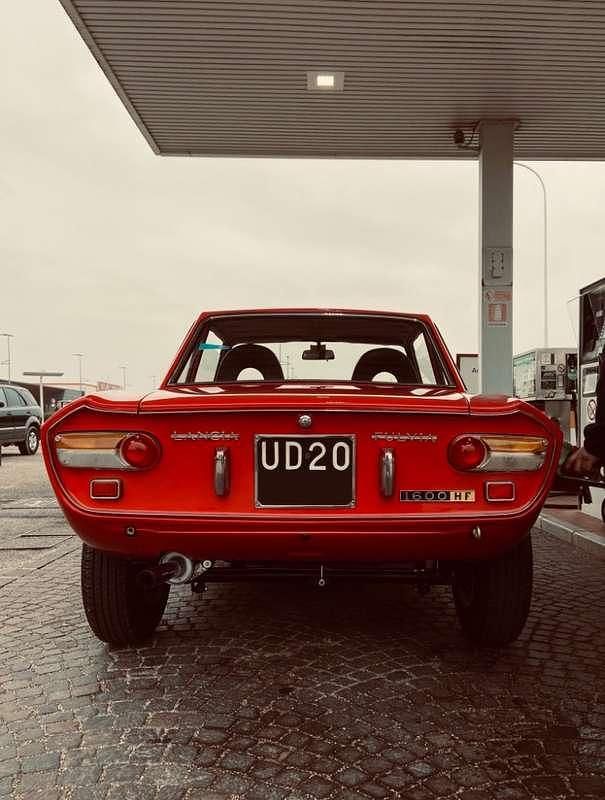 Rosso Usata 1971 Lancia Fulvia Coupé | 70.000 € - Immagine 1/4