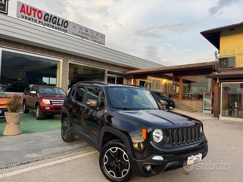 Usata Jeep Renegade Trailhawk 170 CV (125 kW) 2018 Nero SUV