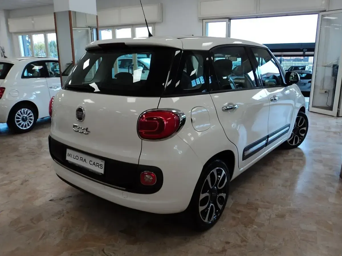 Usata Fiat 500L Lounge 85 CV (62 kW) 2015 Bianco Monovolume