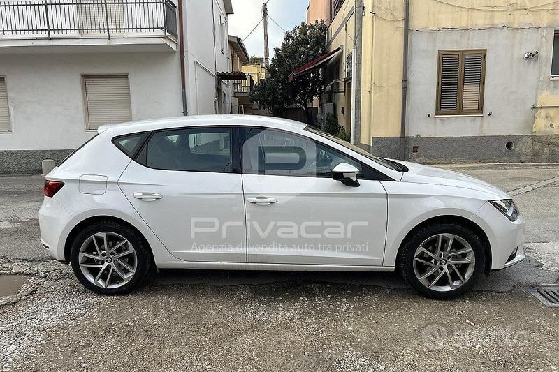 Usata Seat Leon Style 110 CV (80 kW) 2016 Bianco Utilitaria