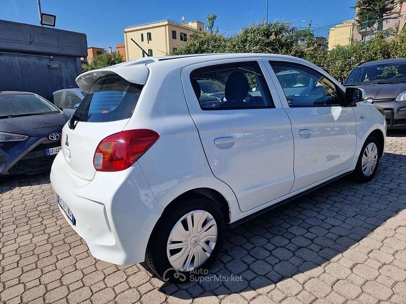 Usata Mitsubishi Space Star 71 CV (52 kW) 2021 Bianco Utilitaria