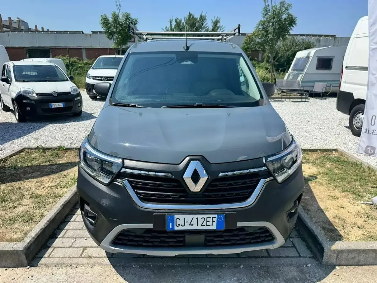 Usata Renault Kangoo Edition One 95 CV (69 kW) 2022 Grigio Monovolume
