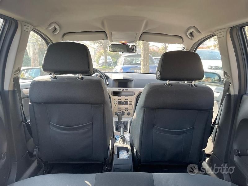 Usata Opel Astra 60 CV (44 kW) 2008 Blu Berlina