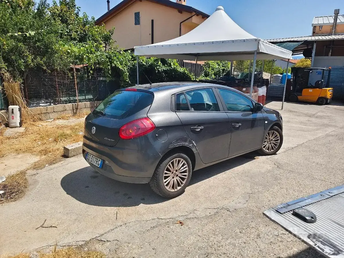 Usata Fiat Bravo 120 CV (88 kW) 2010 Grigio Utilitaria