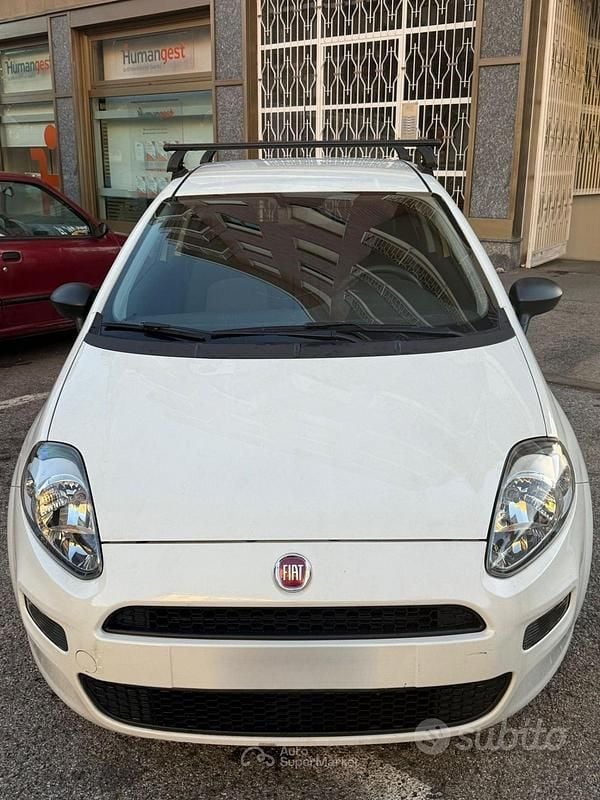 Usata Fiat Punto 75 CV (55 kW) 2013 Bianco Furgone