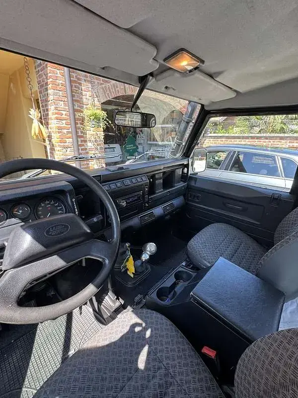 Usata Land Rover Defender S 122 CV (89 kW) 2005 Station wagon