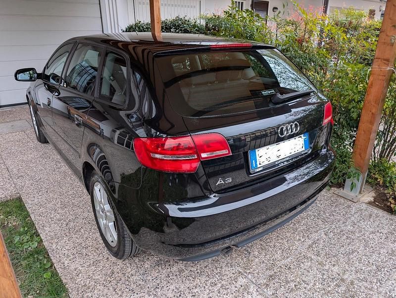 Usata Audi A3 424 CV (311 kW) 2010 Nero Utilitaria