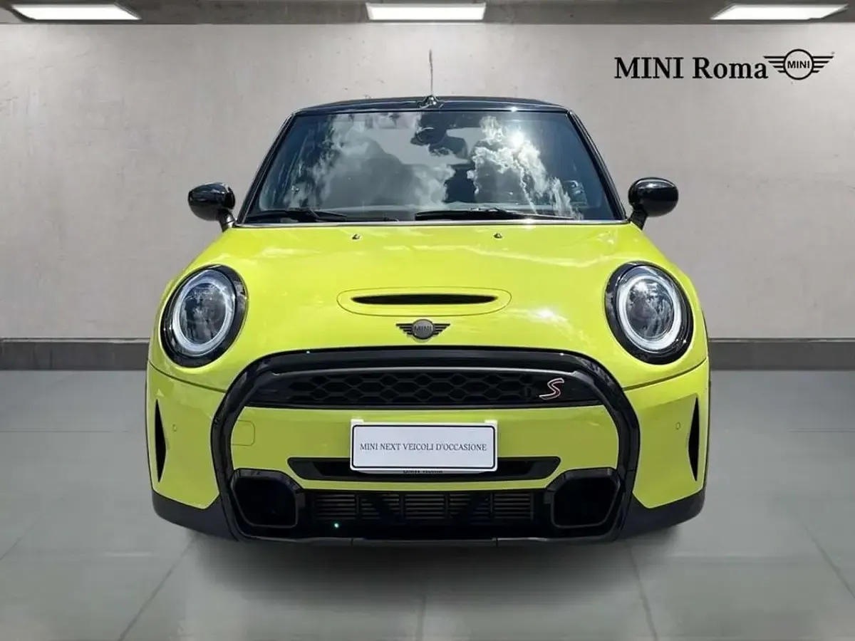 Usata Mini Cooper S Cabriolet 178 CV (130 kW) 2022 Zesty yellow Cabrio