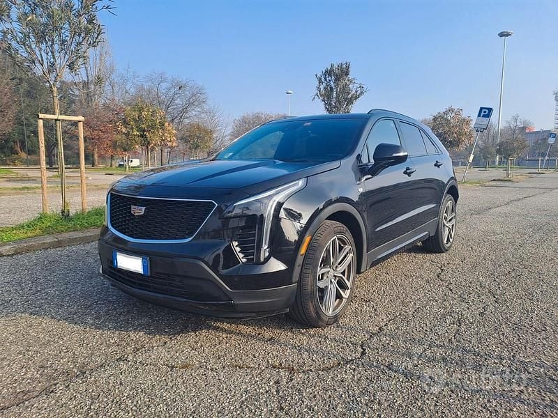 Usata Cadillac XT4 230 CV (169 kW) 2023 Nero SUV