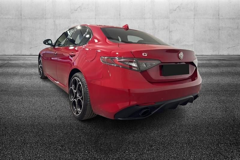 Usata Alfa Romeo Giulia Veloce 280 CV (205 kW) 2023 Rosso pastello Berlina