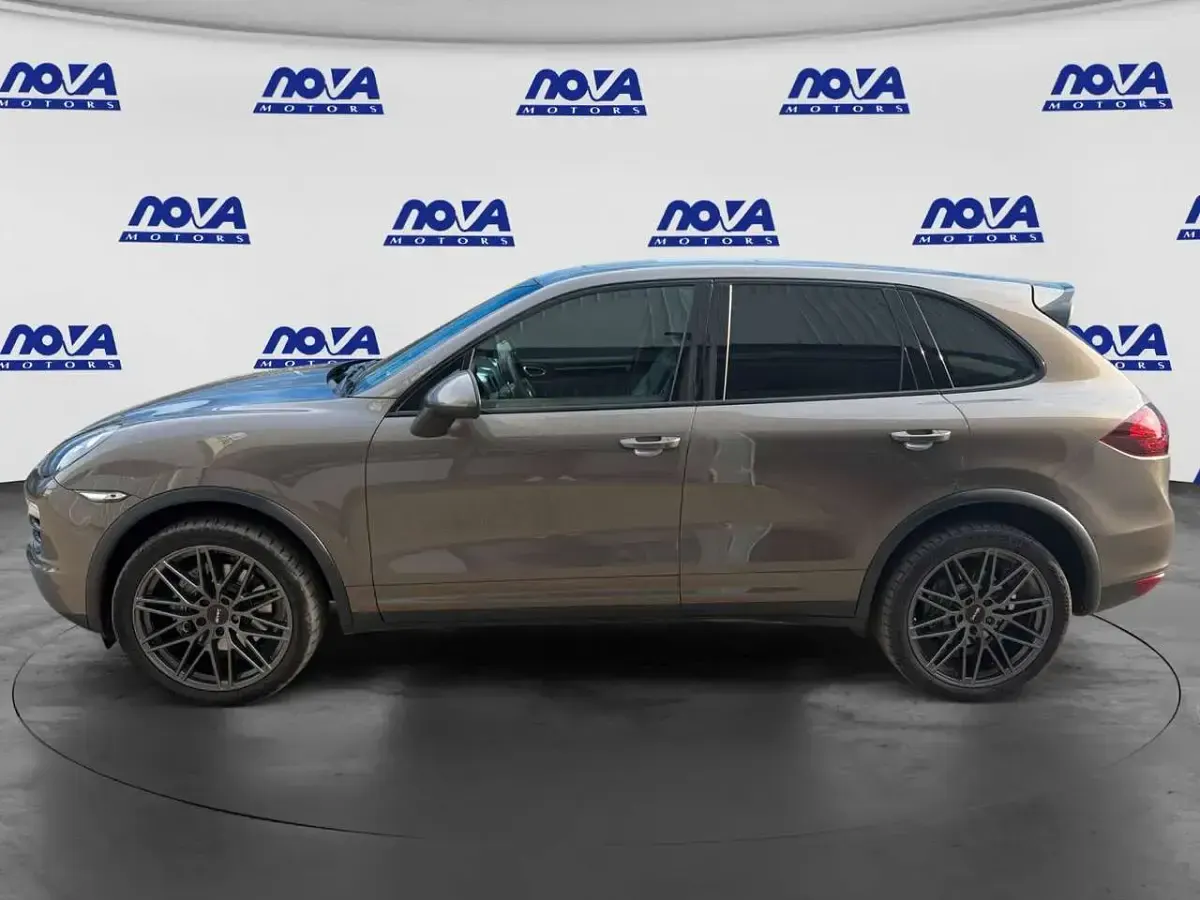 Usata Porsche Cayenne 245 CV (180 kW) 2013 Marrone SUV