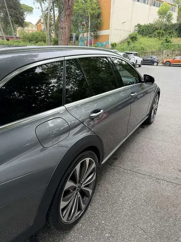 Usata Mercedes E220 All-Terrain Business 194 CV (142 kW) 2017 Station wagon