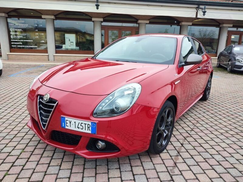 Usato 2015 Alfa Romeo Giulietta 1.4 Benzin 150 CV (11.990 €)