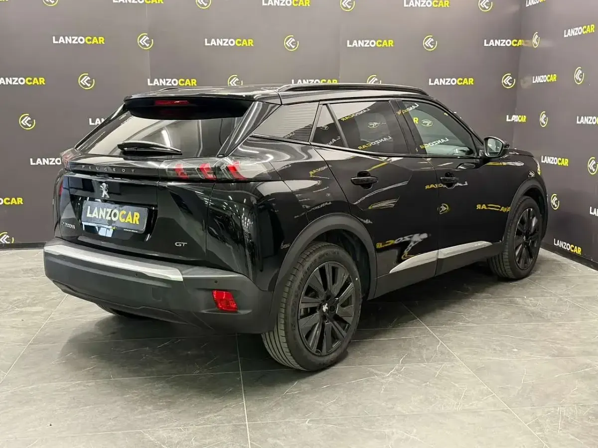 Usata Peugeot e-2008 GTi 56 kW (77 CV) 2023 Nero SUV
