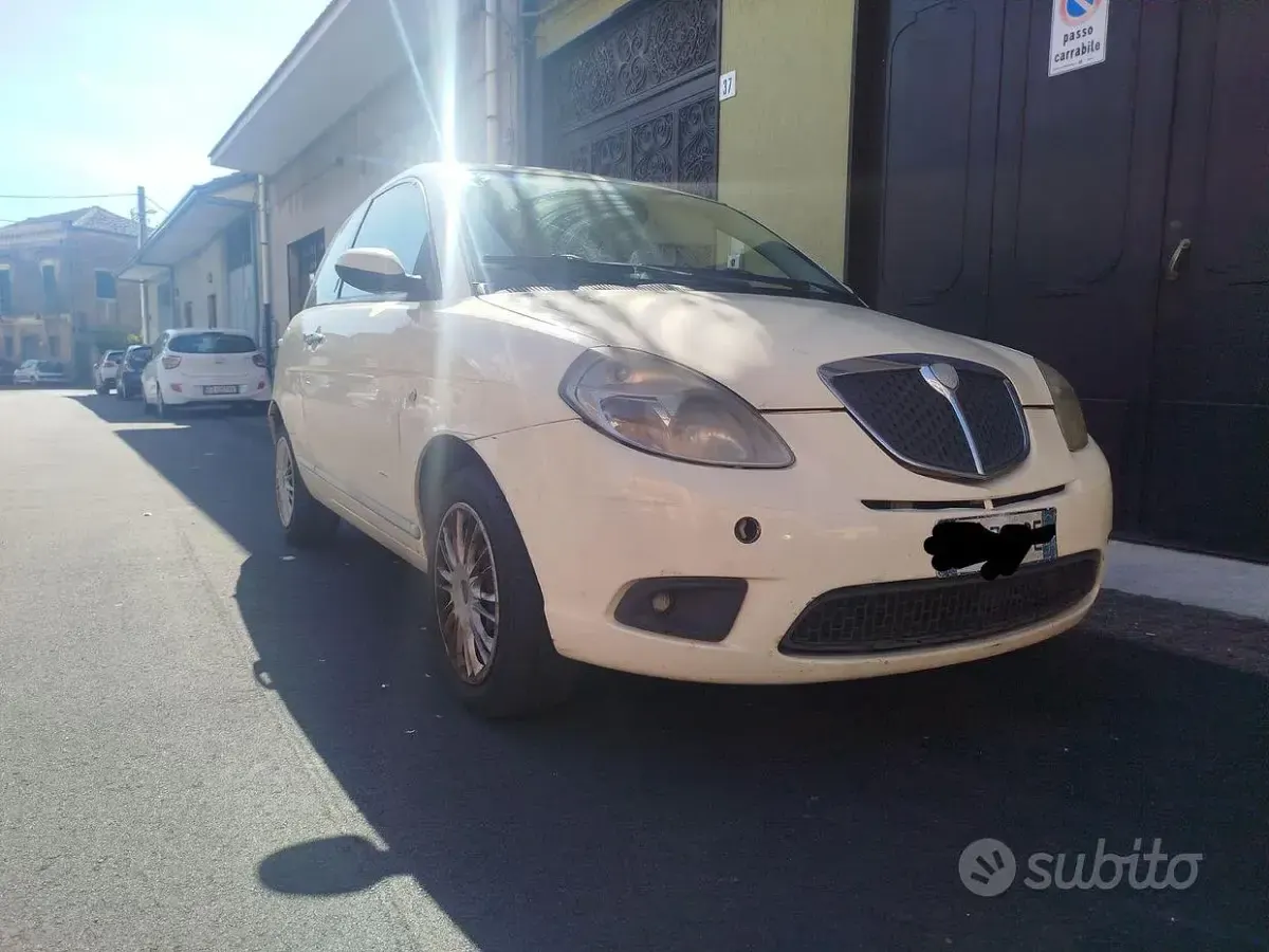 Usata Lancia Ypsilon 69 CV (50 kW) 2007 Utilitaria