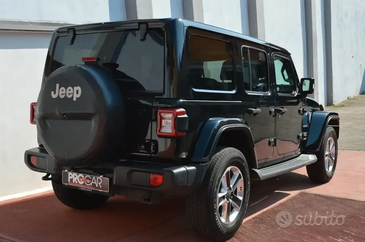 Usata Jeep Wrangler Unlimited Sahara 200 CV (147 kW) 2019 Nero SUV