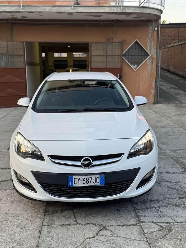 Usata Opel Astra S 136 CV (100 kW) 2015 Other Station wagon