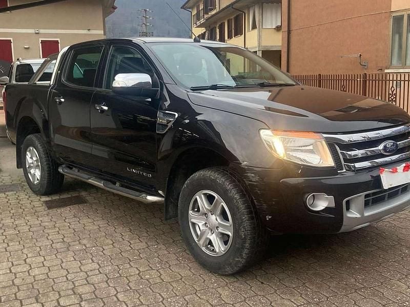 Usata Ford Ranger Limited 150 CV (110 kW) 2014 Nero Pick-up