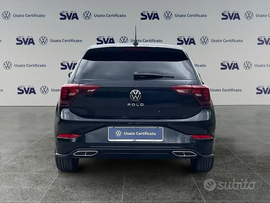 Usata VW Polo R-line 95 CV (69 kW) 2023 Deep black perlato Utilitaria