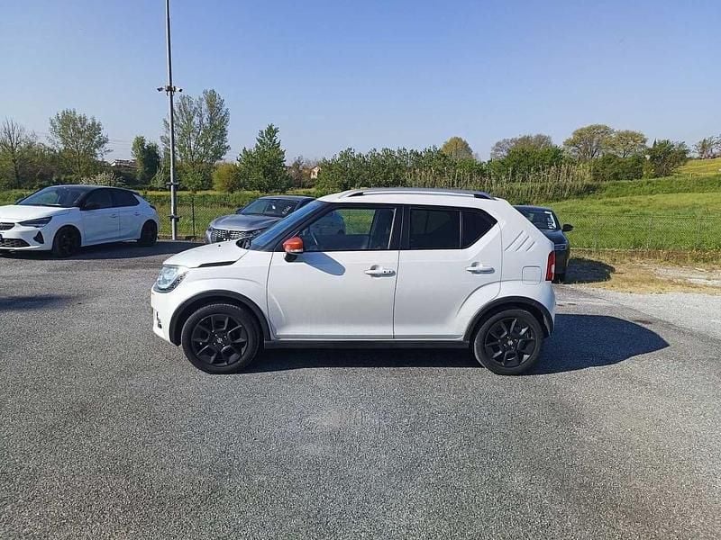 Usata Suzuki Ignis 90 CV (66 kW) 2017 Bianco SUV