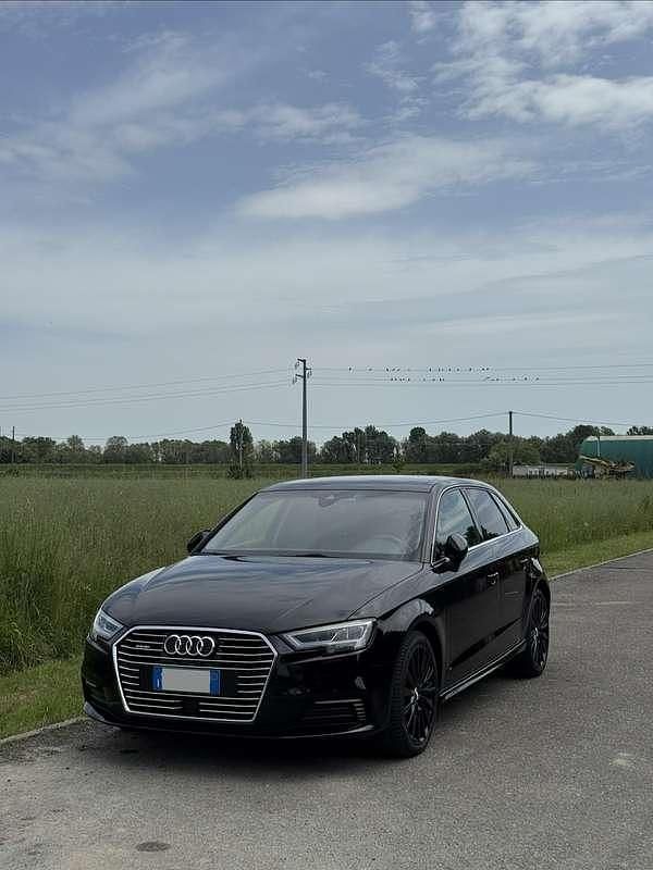 Usata 2018 Audi e-tron Design SUV | 14.500 € (Super prezzo) - Immagine 1/3