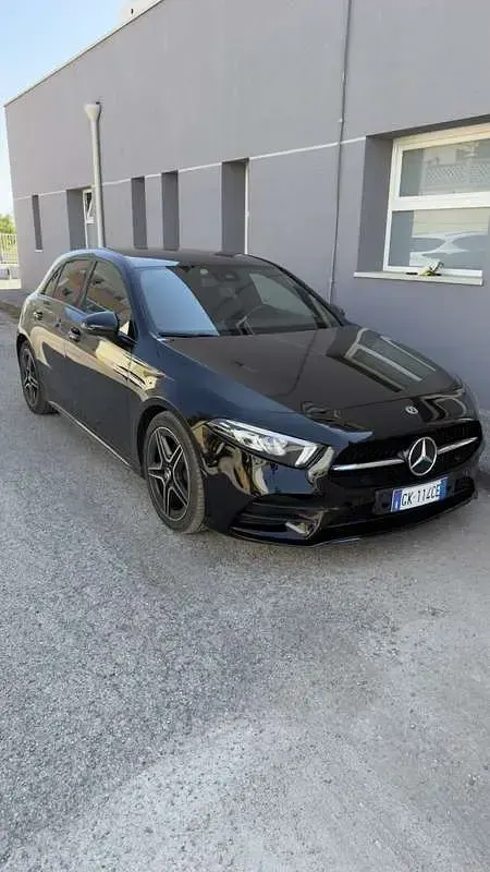 Usata Mercedes A180 Premium 116 CV (85 kW) 2022 Berlina
