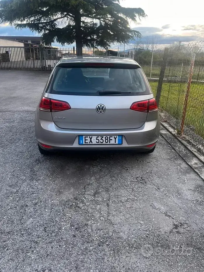 Usata VW Golf VII 110 CV (80 kW) 2014 Grigio Berlina