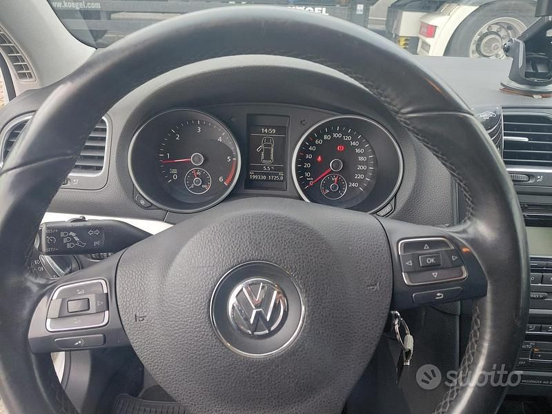 Usata VW Golf VI 110 CV (80 kW) 2009 Nero Utilitaria