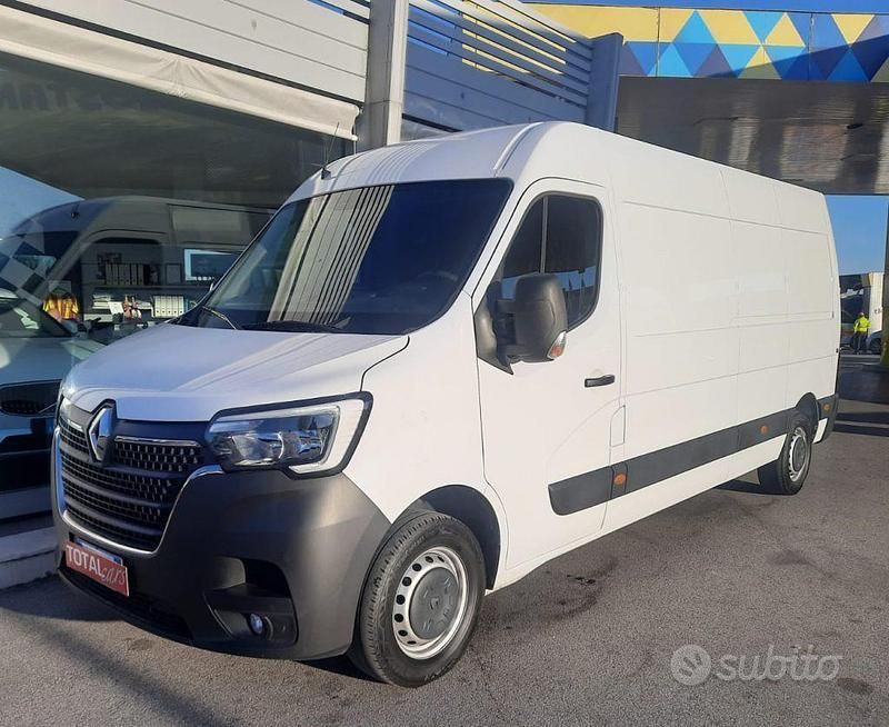Usata Renault Master 135 CV (99 kW) 2023 Bianco ghiaccio pastello Berlina