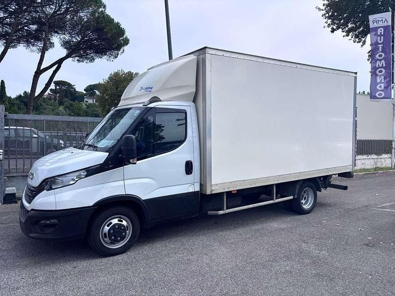 Usata Iveco Daily 160 CV (117 kW) 2022 Bianco Furgone