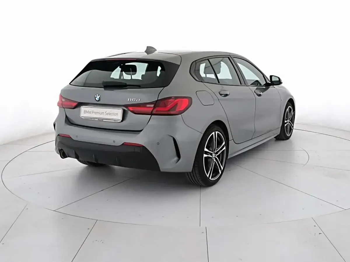 Usata BMW 116 M Sport 116 CV (85 kW) 2024 Skyscraper grey Utilitaria