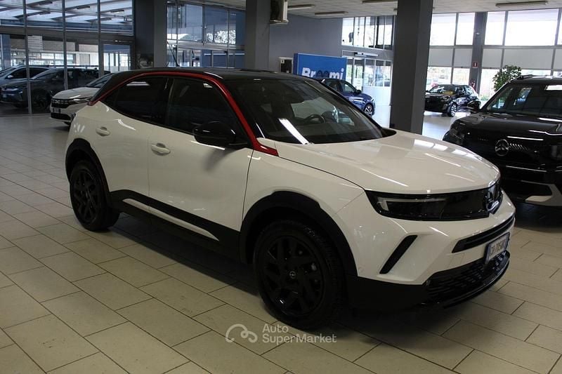 Usata Opel Mokka 131 CV (96 kW) 2023 Bianco SUV