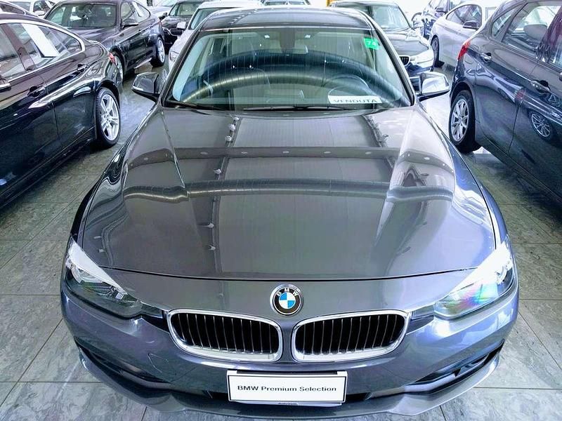 Usata BMW 318 Efficient Dynamics 150 CV (110 kW) 2016 Grigio Station wagon