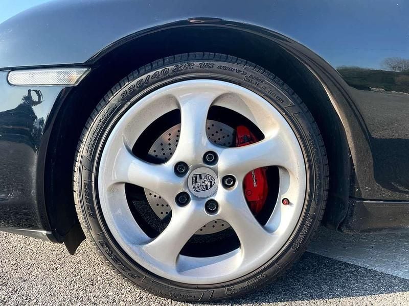 Usata Porsche 911 Carrera 320 CV (235 kW) 2002 Nero Coupé