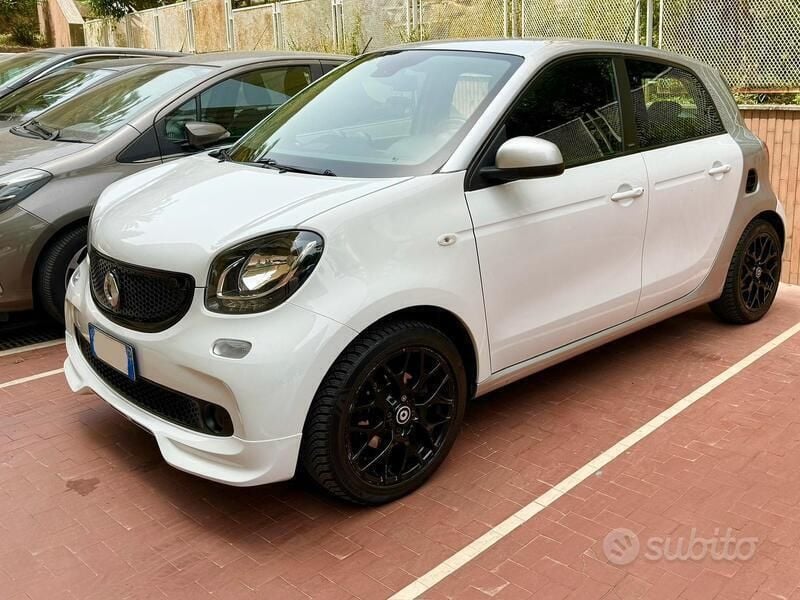 Usata Smart ForFour Brabus 90 CV (66 kW) 2018 Utilitaria