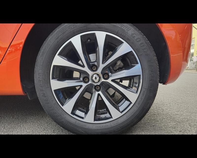 Usata Renault Clio V Techno 90 CV (66 kW) 2023 Blu Utilitaria