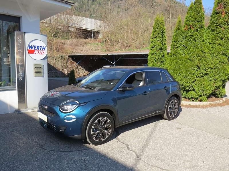 Usata Fiat 600 La Prima 101 CV (74 kW) 2025 Verde SUV