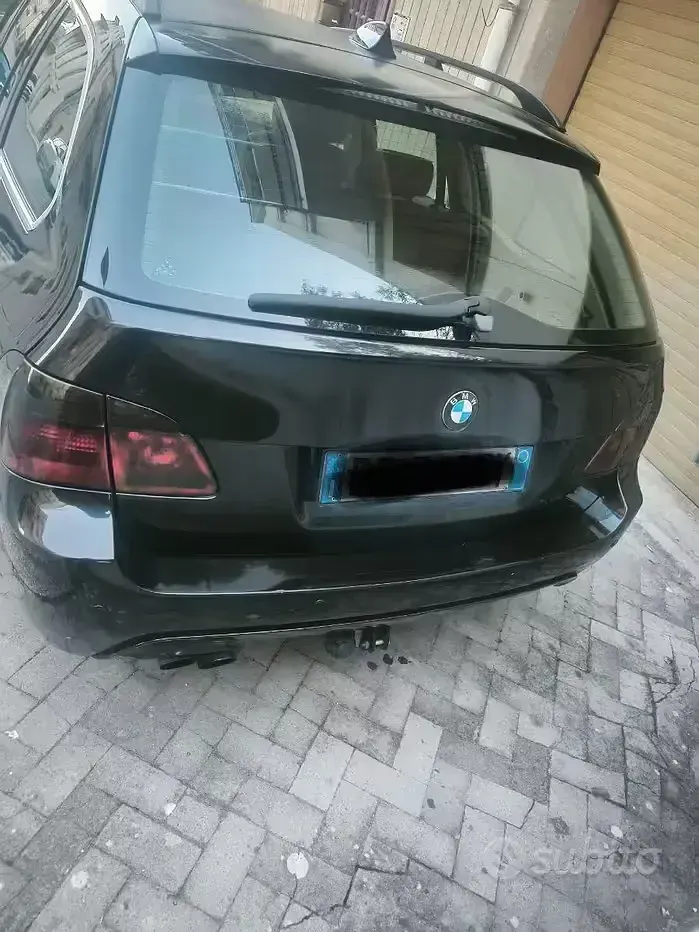 Usata BMW 525 M Sport 177 CV (130 kW) 2006 Nero Station wagon