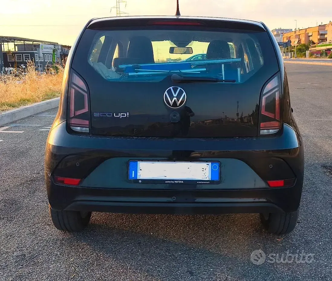 Usata VW up! 68 CV (50 kW) 2020 Nero Utilitaria