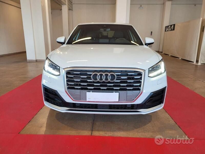 Usata Audi Q2 Design 150 CV (110 kW) 2018 Bianco SUV
