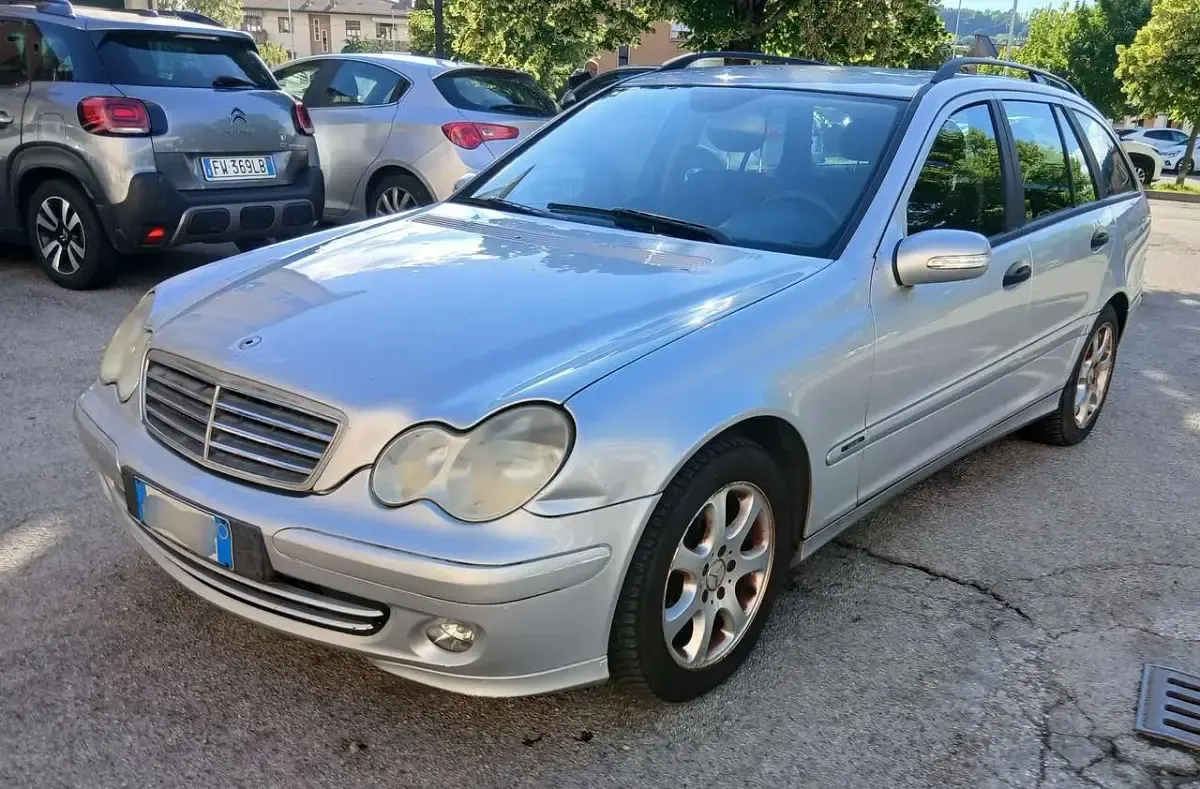 Usata Mercedes C220 Elegance 143 CV (105 kW) 2004 Other Station wagon