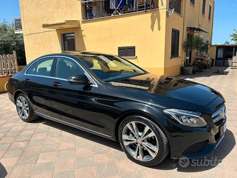 Usata Mercedes C220 170 CV (125 kW) 2017 Nero Berlina