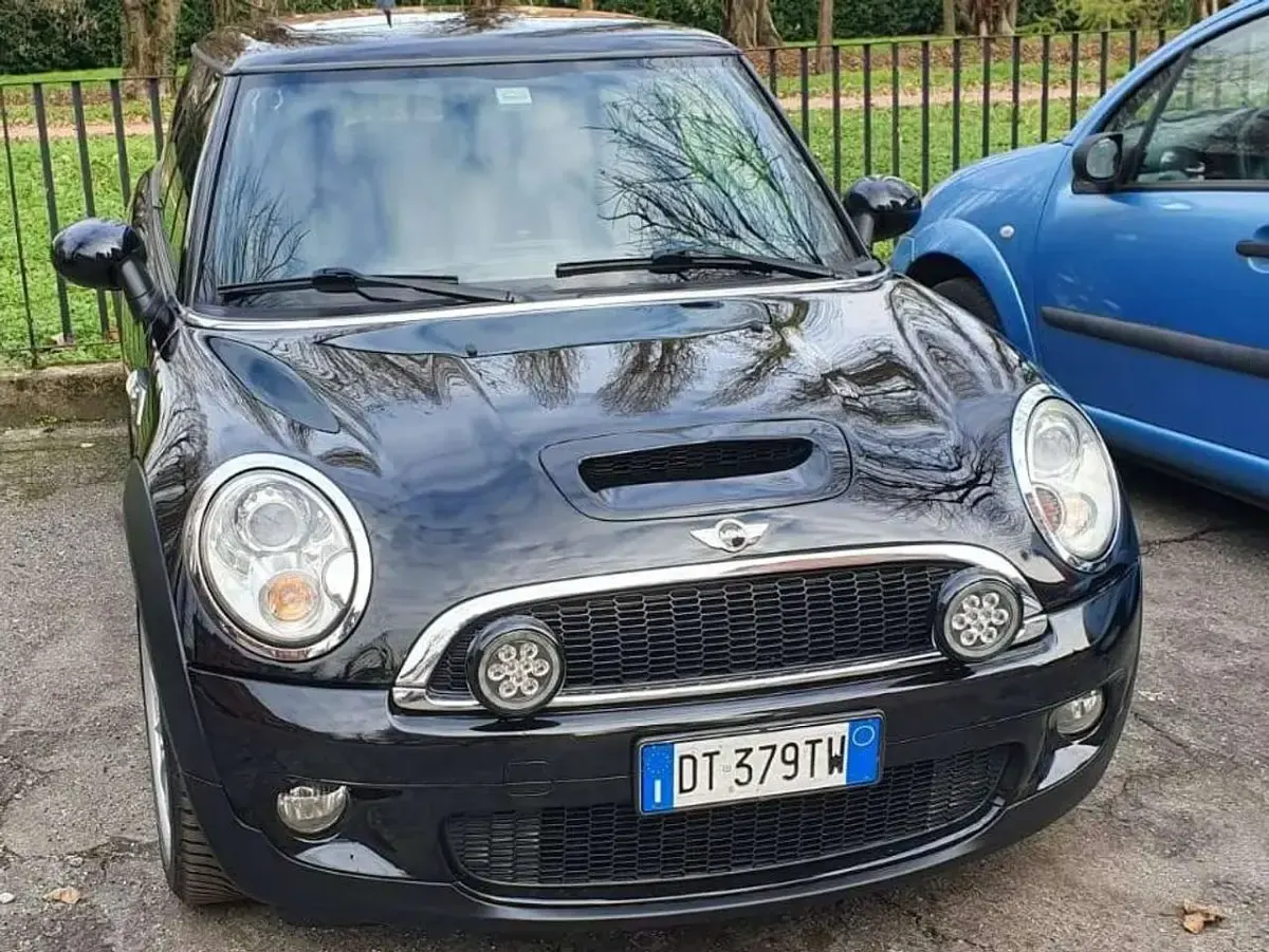 Usata Mini Cooper S Chili 174 CV (127 kW) 2009 Nero Utilitaria