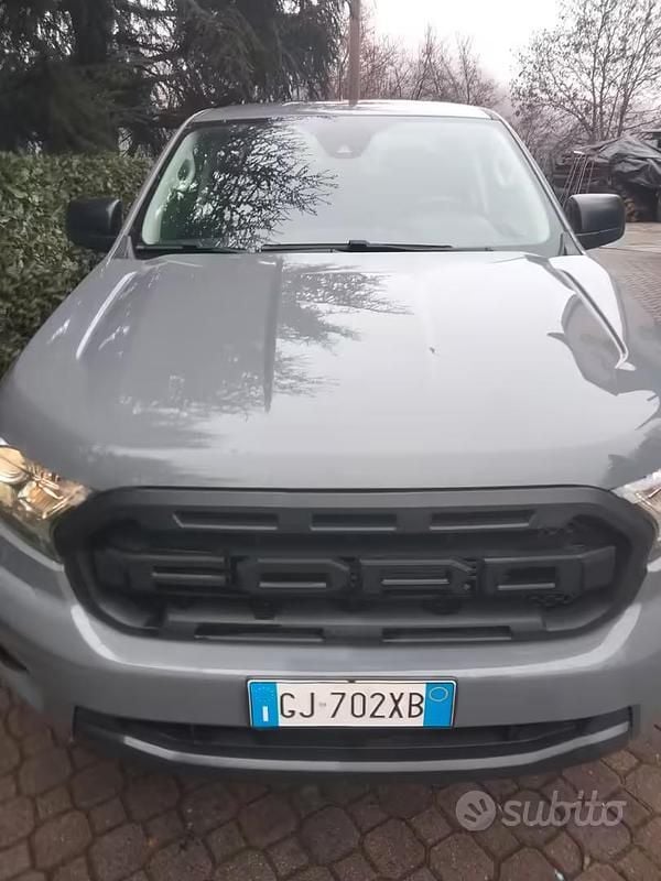 Usata Ford Ranger 170 CV (125 kW) 2022 Grigio Pick-up